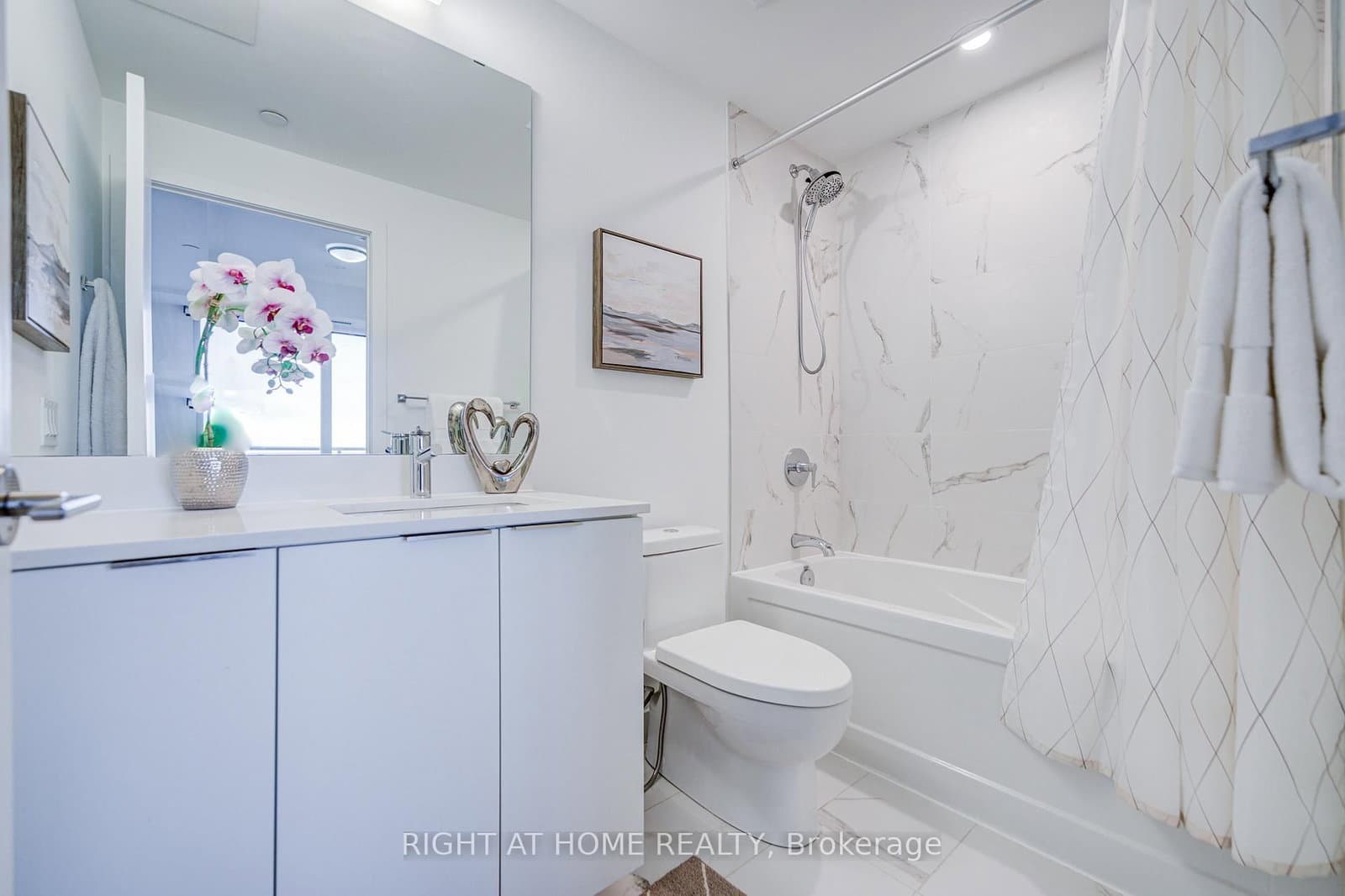 8 Olympic Garden Drive, Unit S2410 thumbnail 18
