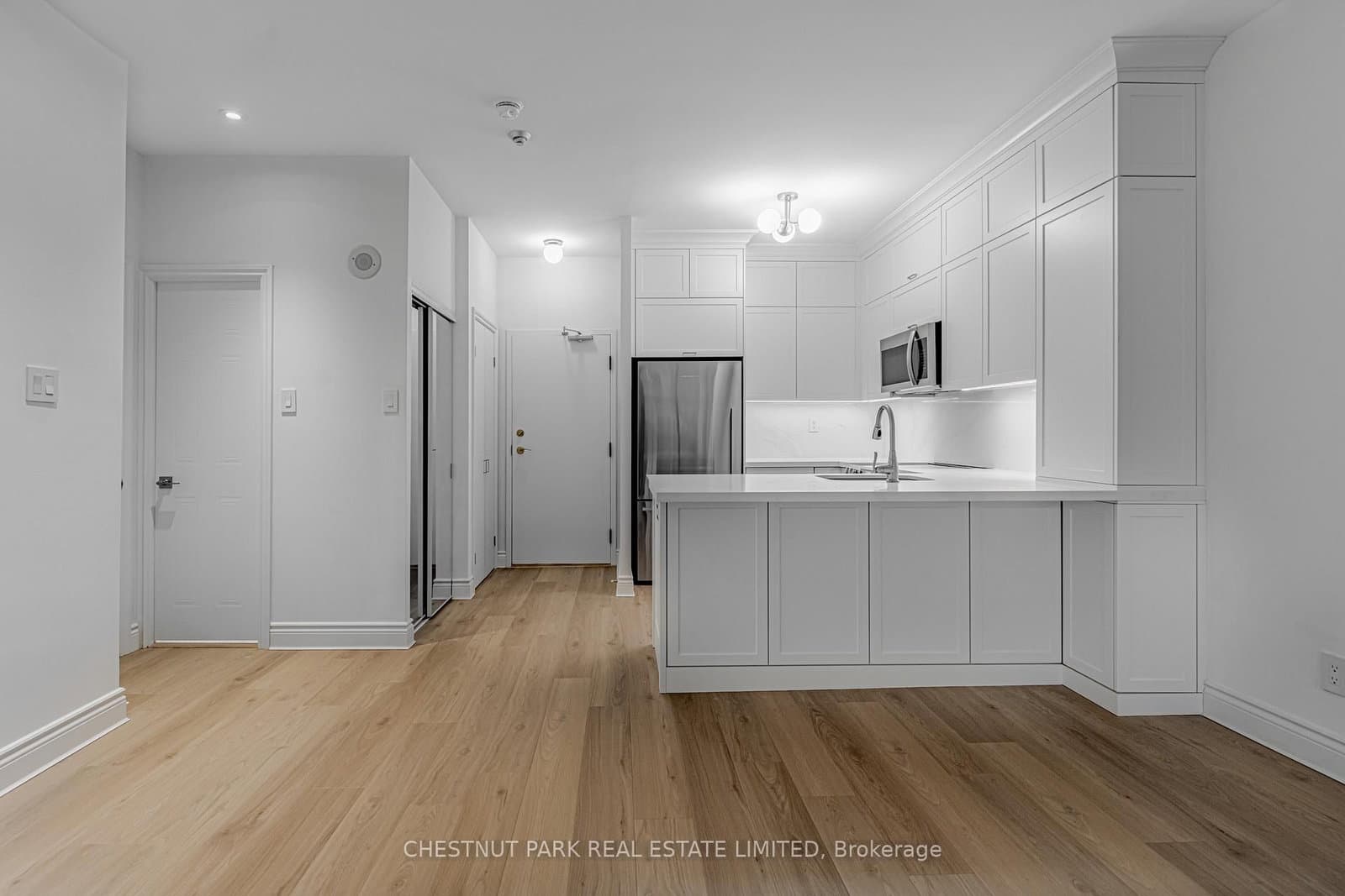 95 Prince Arthur Avenue, Unit 104 thumbnail 8