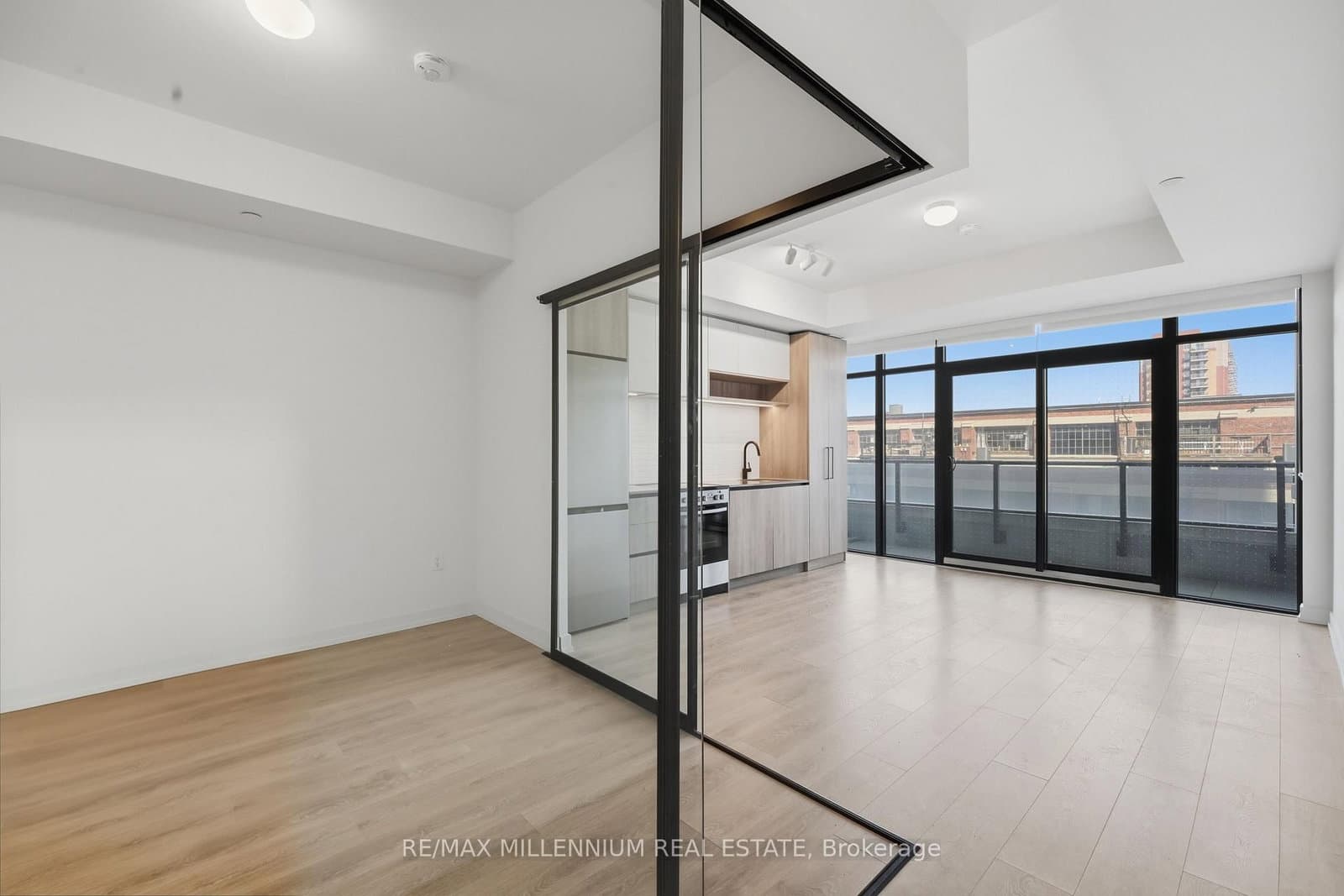 181 Sterling Road, Unit 314 thumbnail 6
