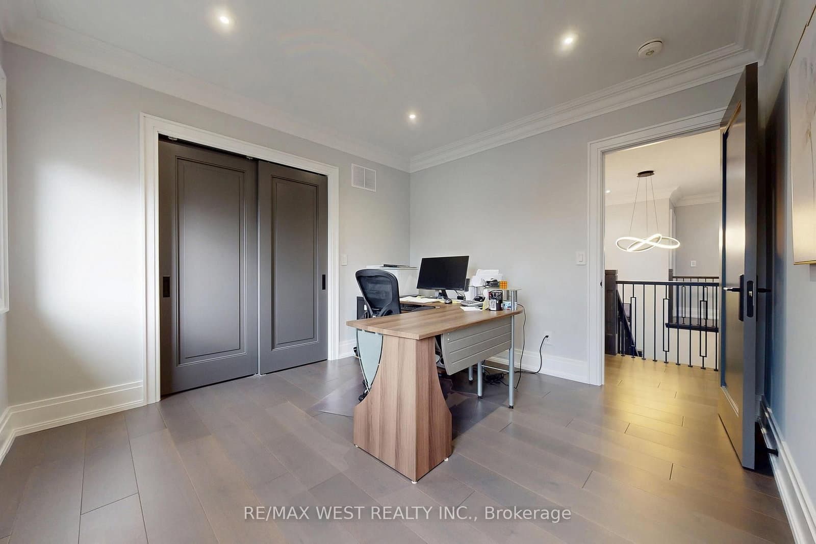 222 Connaught Avenue thumbnail 29