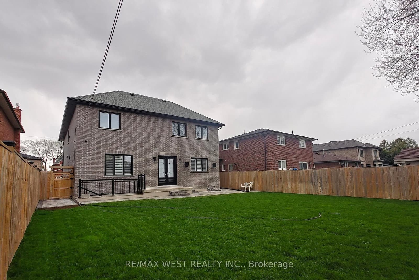 222 Connaught Avenue thumbnail 41
