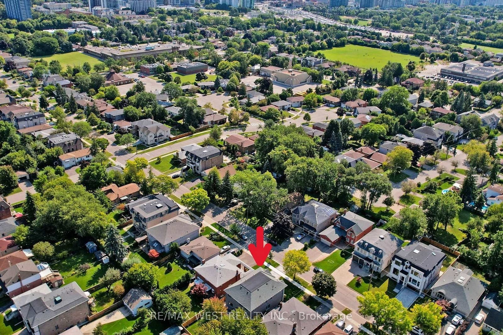 222 Connaught Avenue thumbnail 44