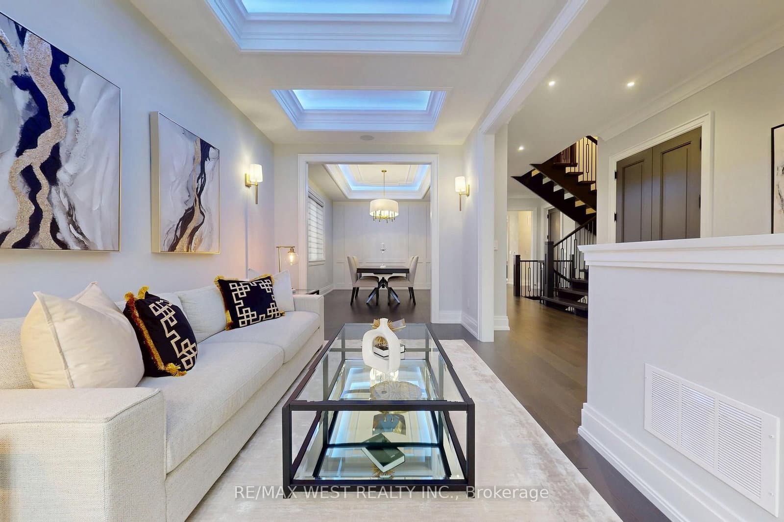 222 Connaught Avenue thumbnail 7