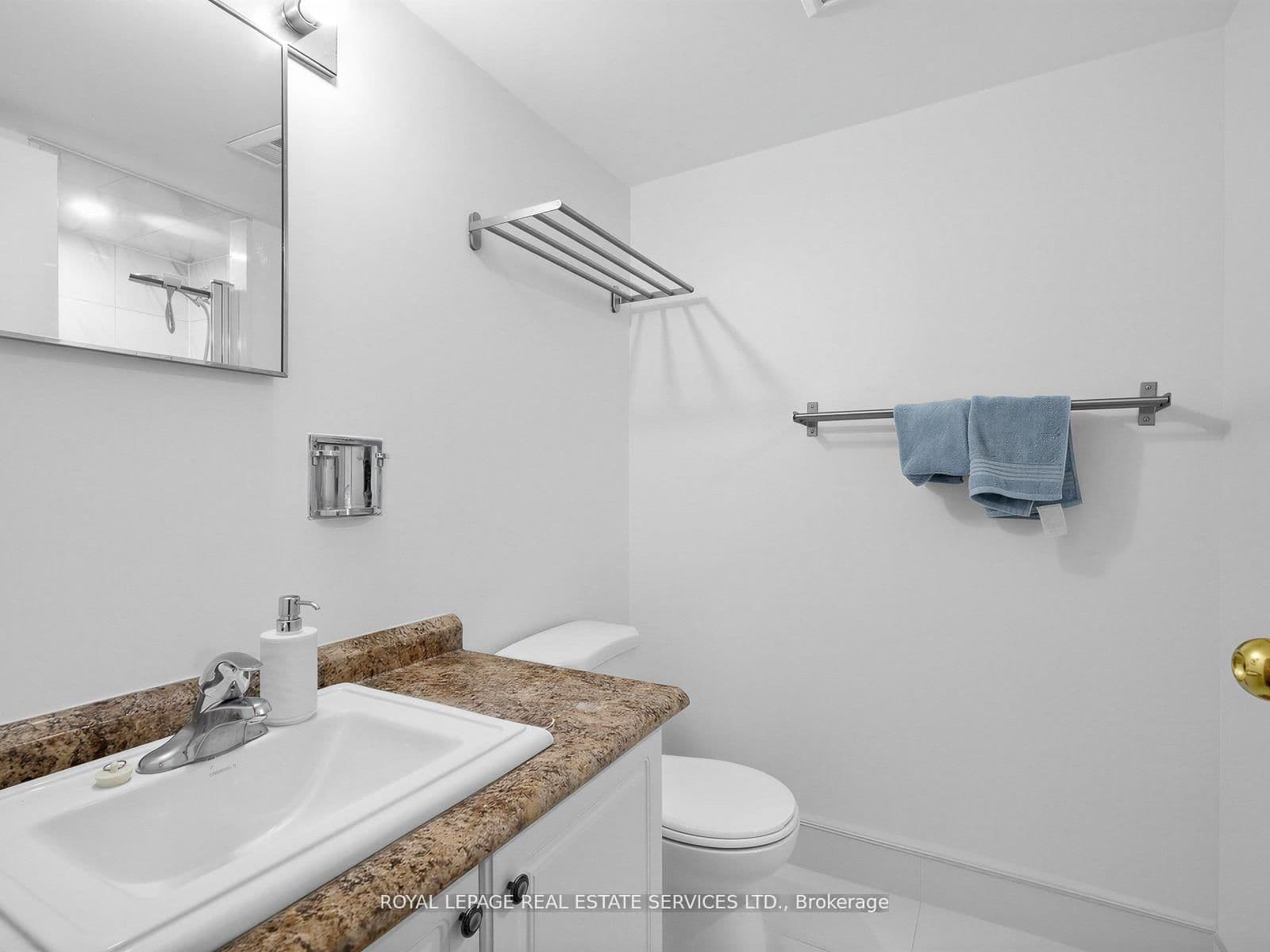 117 Gerrard Street E, Unit 310 thumbnail 16