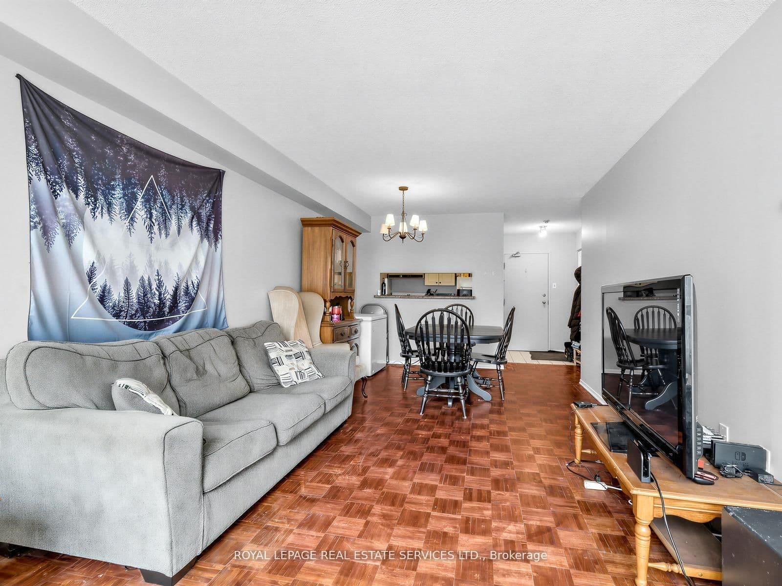 117 Gerrard Street E, Unit 310 thumbnail 8