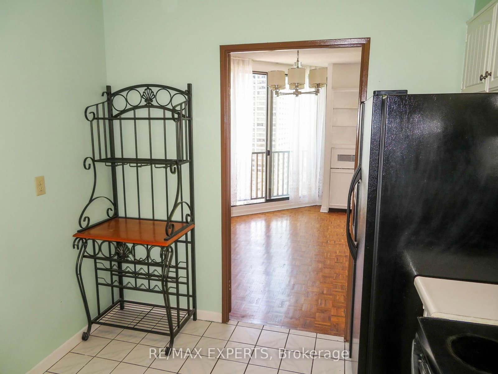 33 Harbour Square, Unit 2233 thumbnail 6