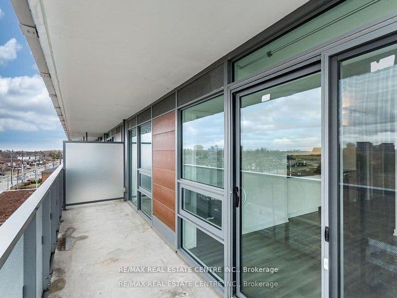 120 Varna Drive, Unit 605 thumbnail 14