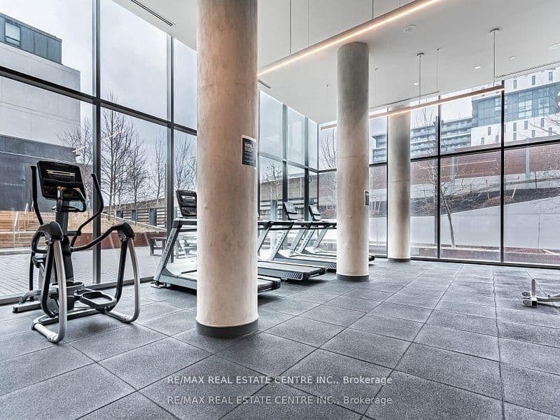 120 Varna Drive, Unit 605 thumbnail 15