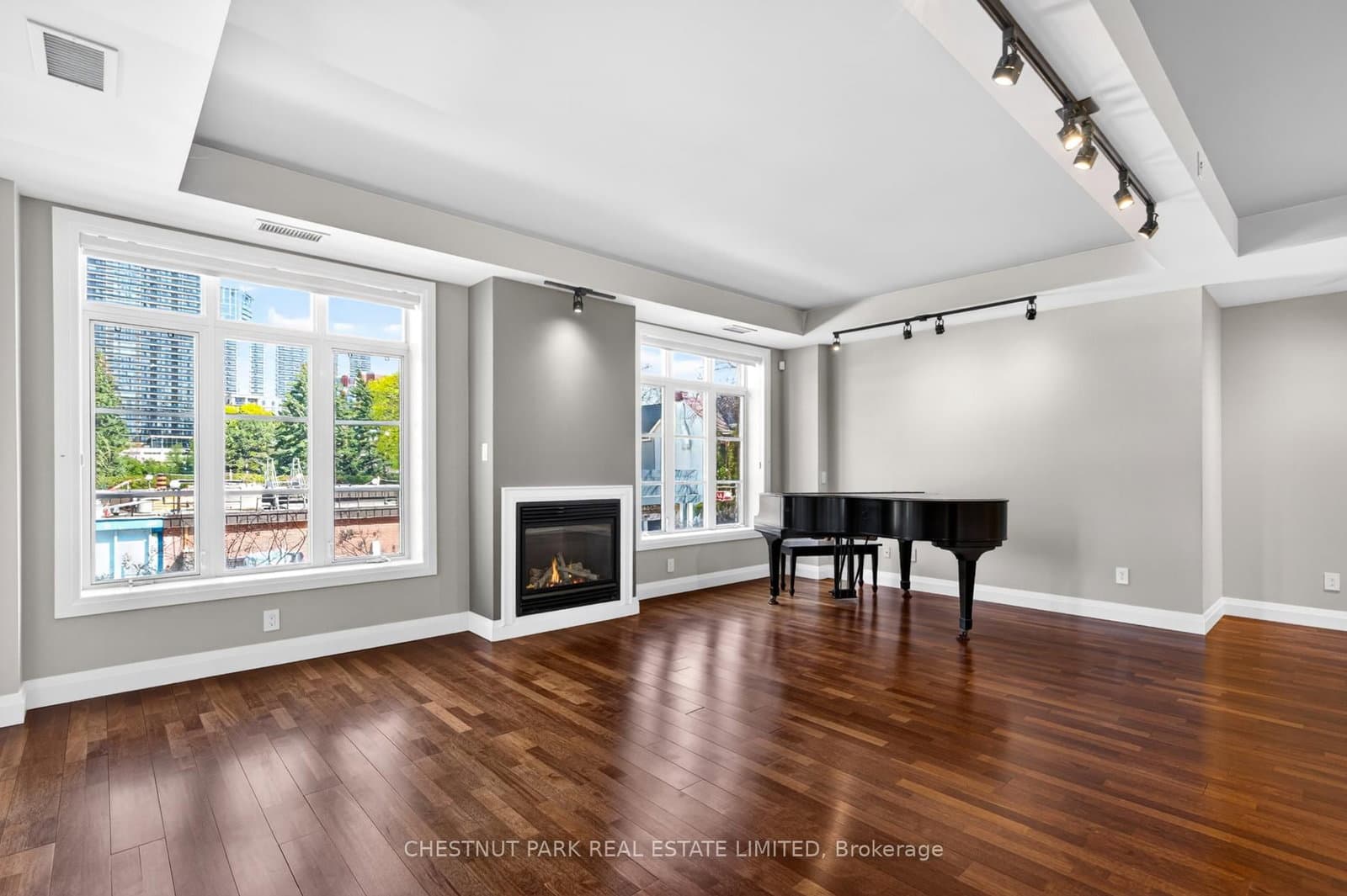 21 Shaftesbury Avenue, Unit 203 thumbnail 15