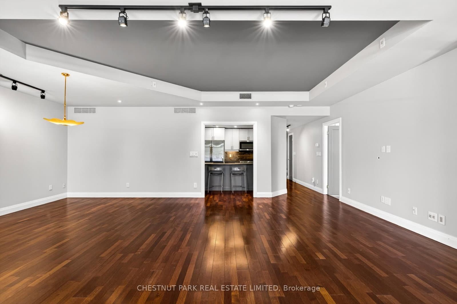 21 Shaftesbury Avenue, Unit 203 thumbnail 17