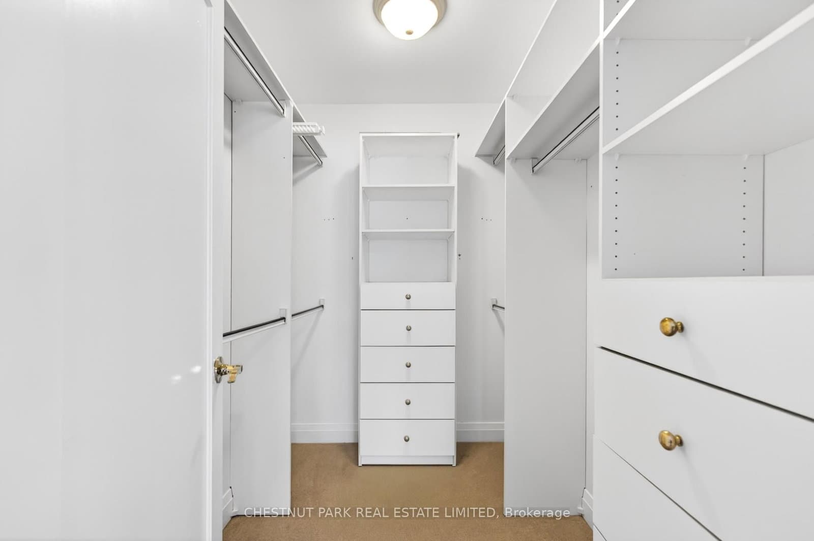 21 Shaftesbury Avenue, Unit 203 thumbnail 38