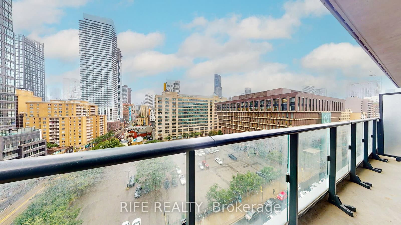 251 Jarvis Street, Unit 830 thumbnail 29