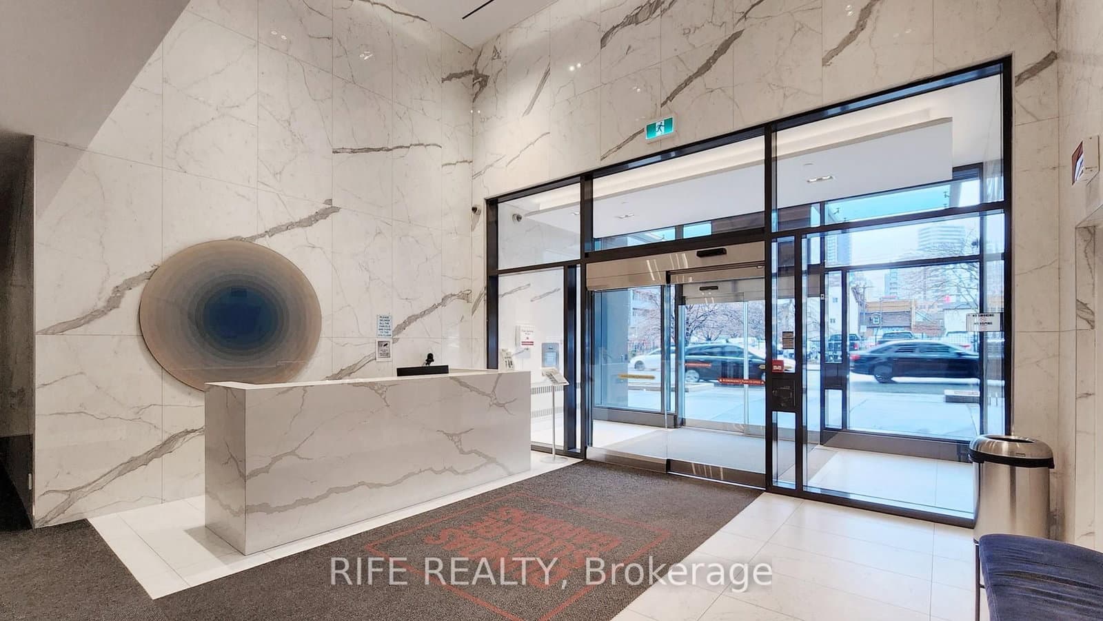 251 Jarvis Street, Unit 830 thumbnail 3