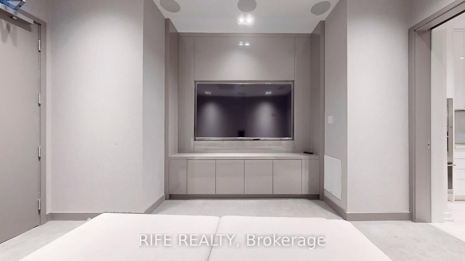 251 Jarvis Street, Unit 830 thumbnail 36