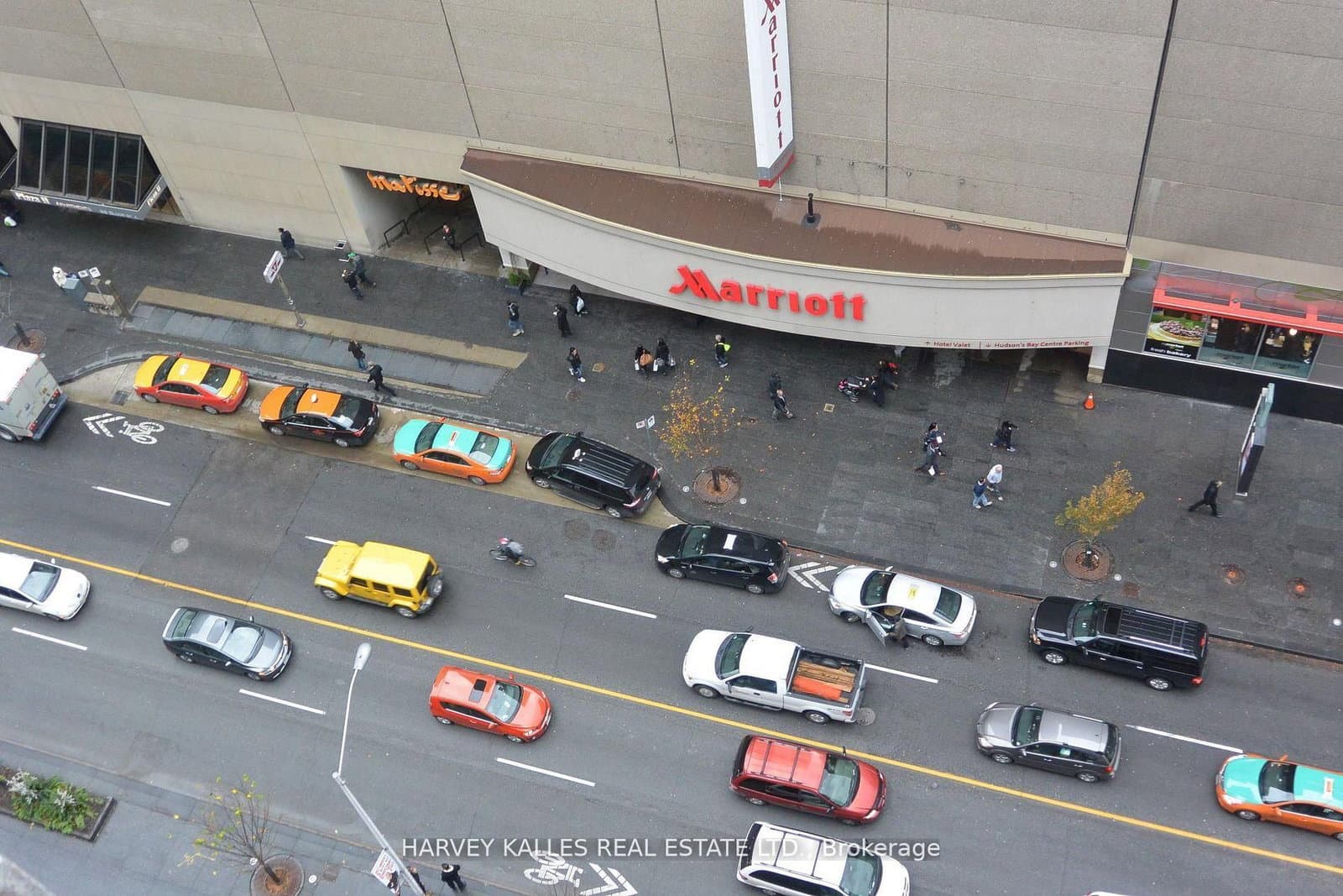 85 Bloor Street E, Unit 1603 thumbnail 17