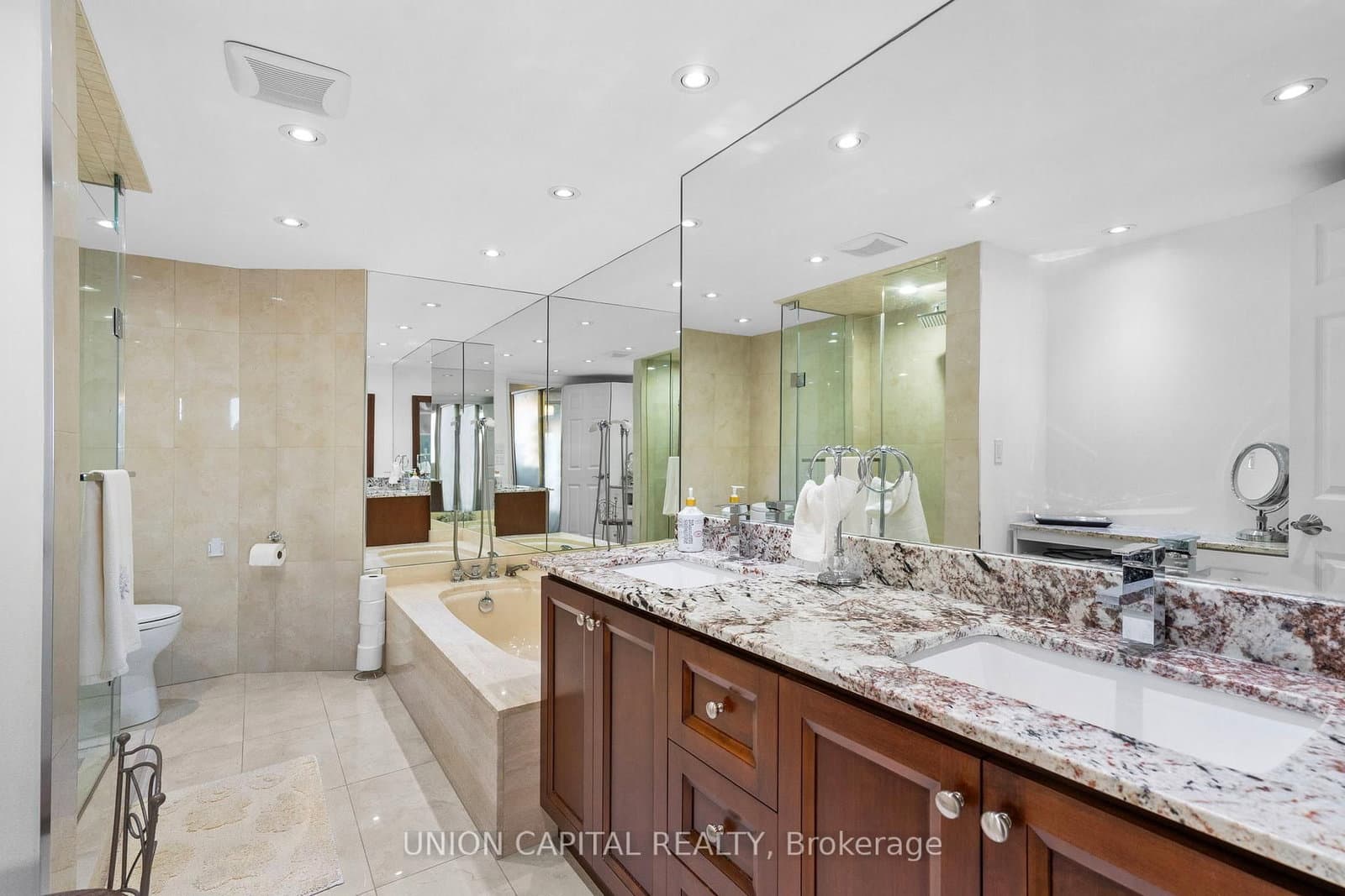 85 Skymark Drive, Unit 2405 thumbnail 30