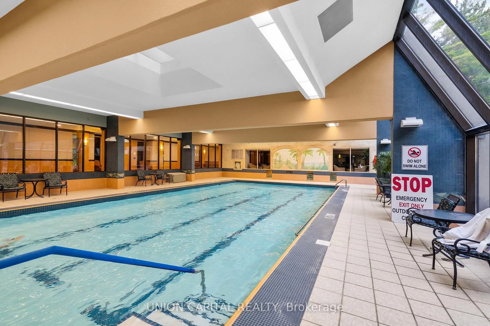 85 Skymark Drive, Unit 2405 thumbnail 47