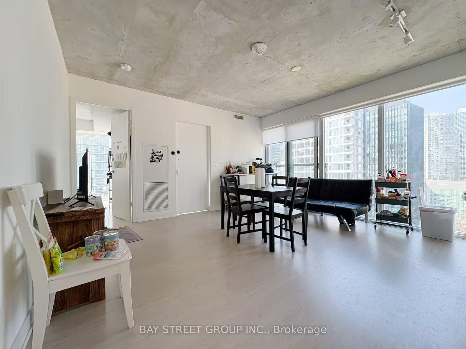 65 Mutual Street, Unit 1904 thumbnail 11