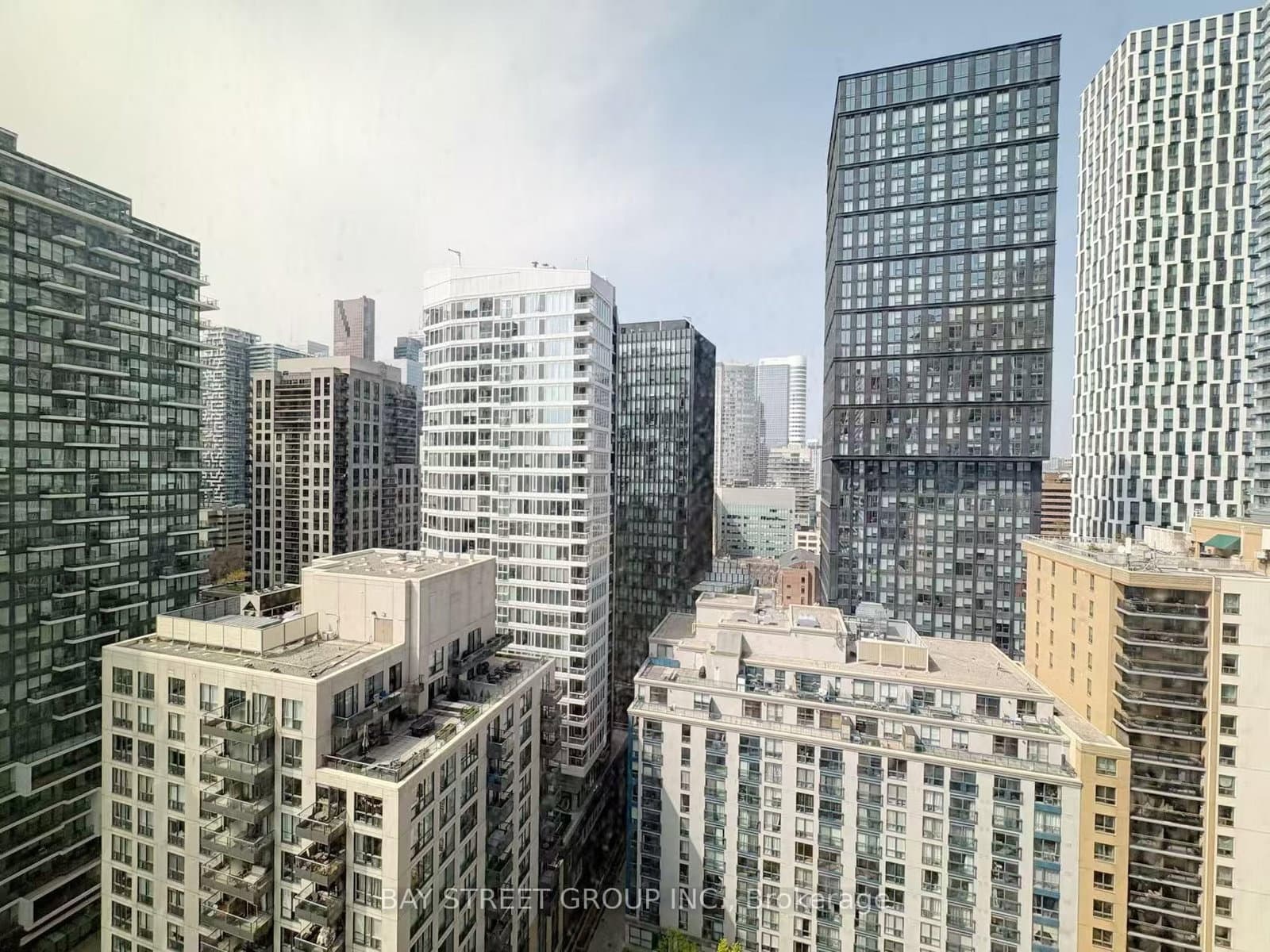 65 Mutual Street, Unit 1904 thumbnail 21