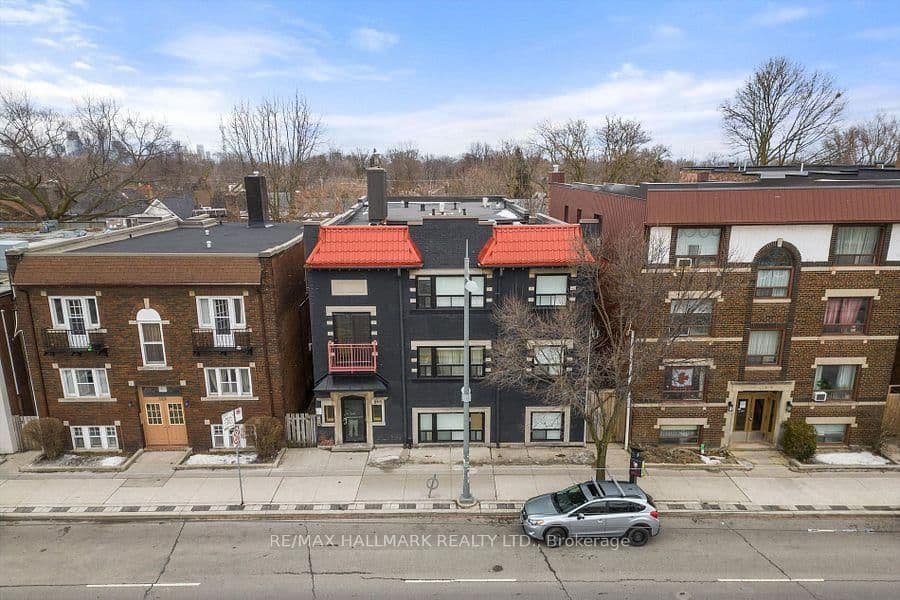 595 St Clair Avenue W, Unit 4 thumbnail 20