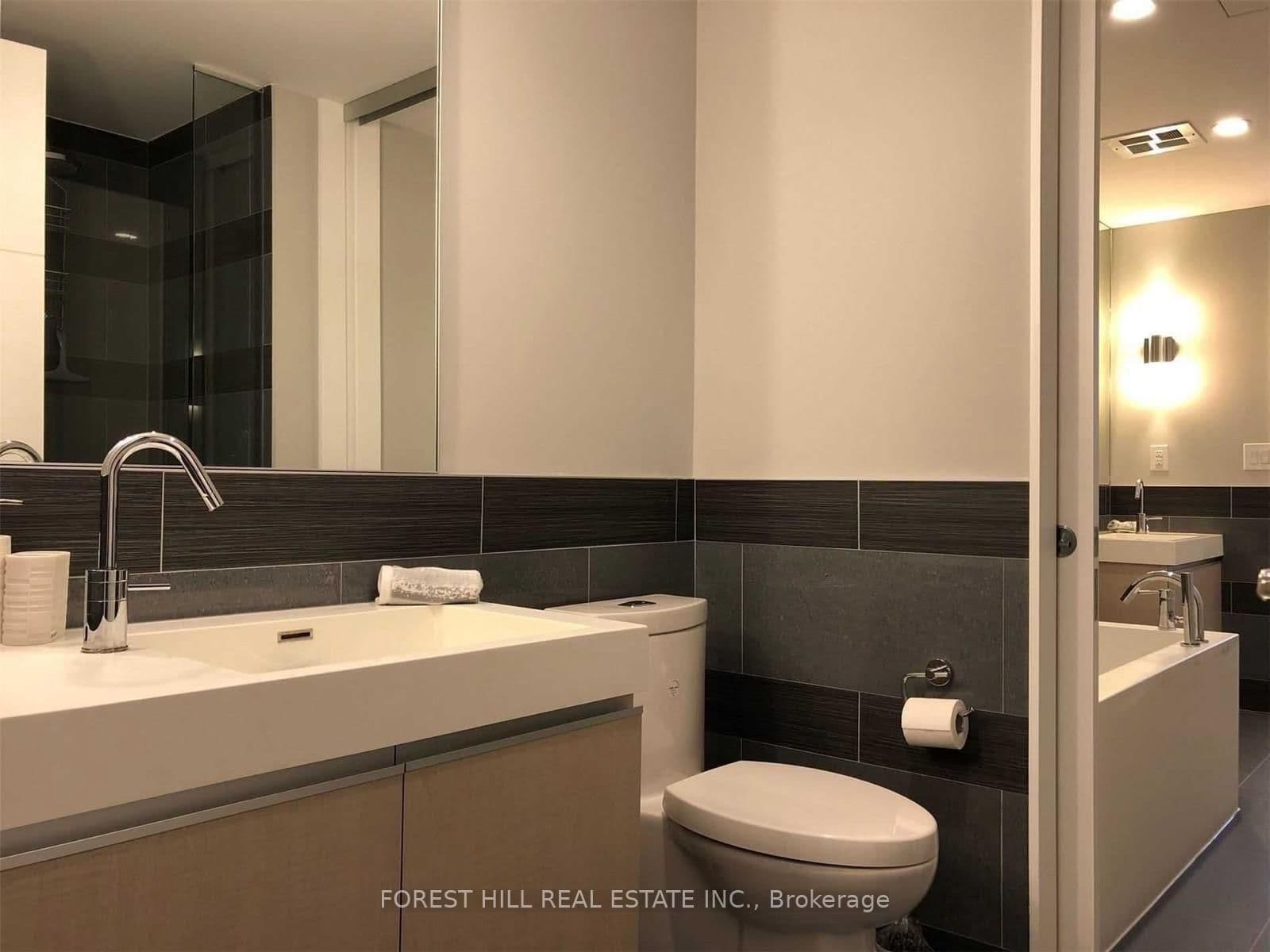 390 Cherry Street, Unit 1702 thumbnail 10