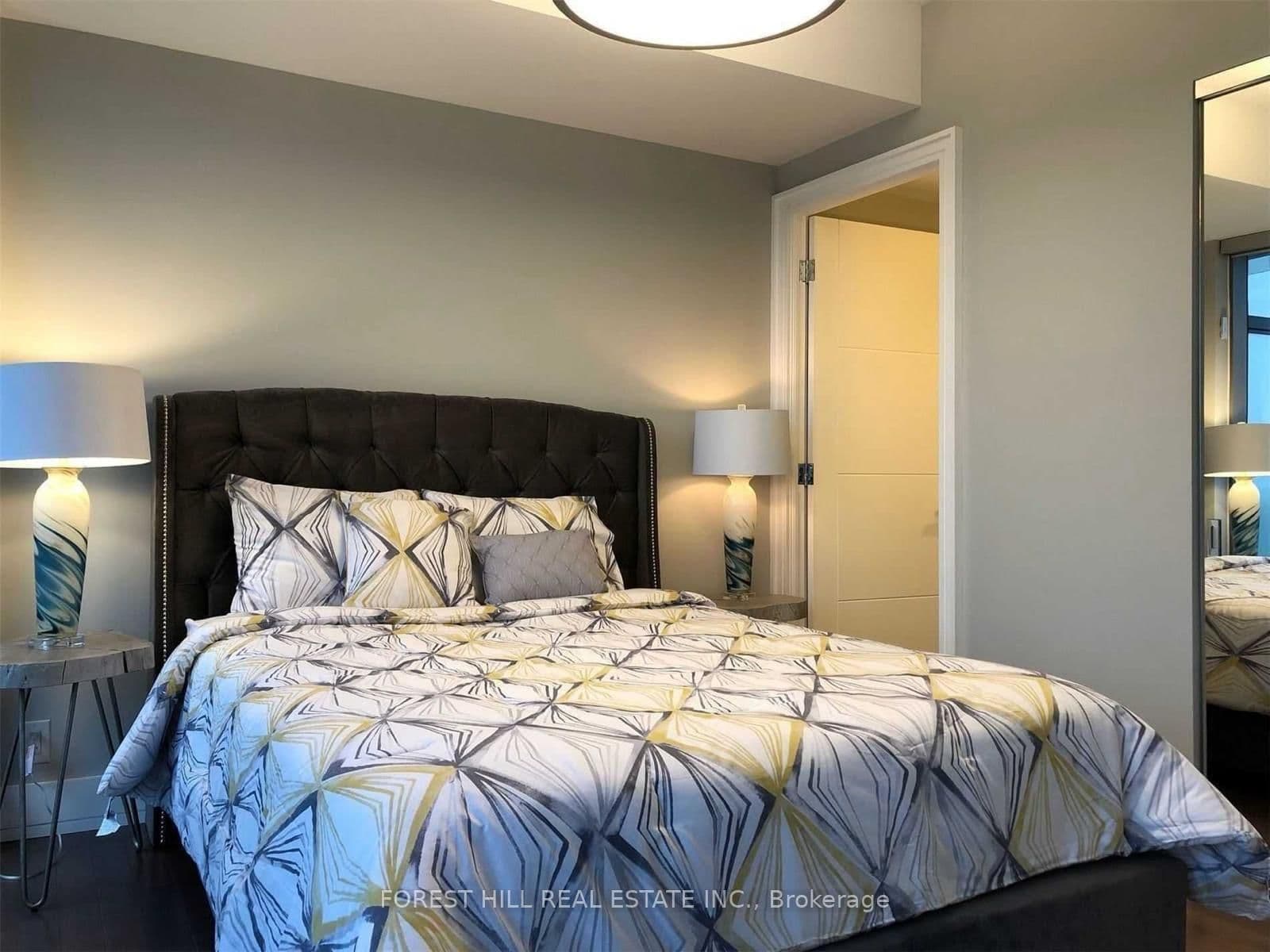 390 Cherry Street, Unit 1702 thumbnail 8