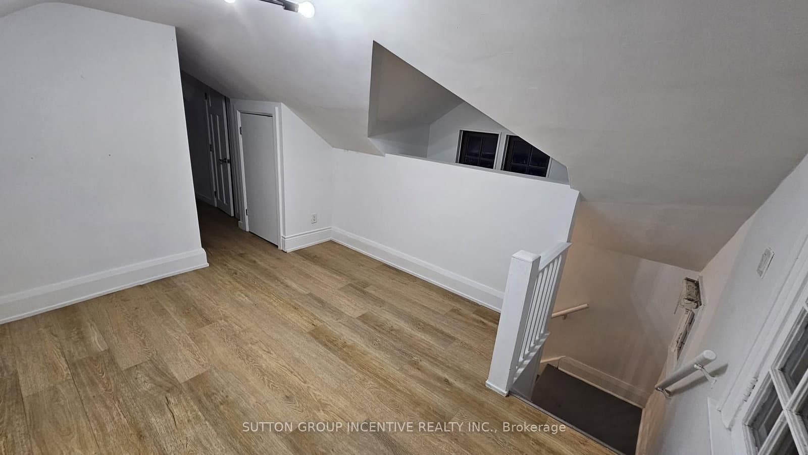 233 Ellerslie Avenue, Unit MAIN thumbnail 9