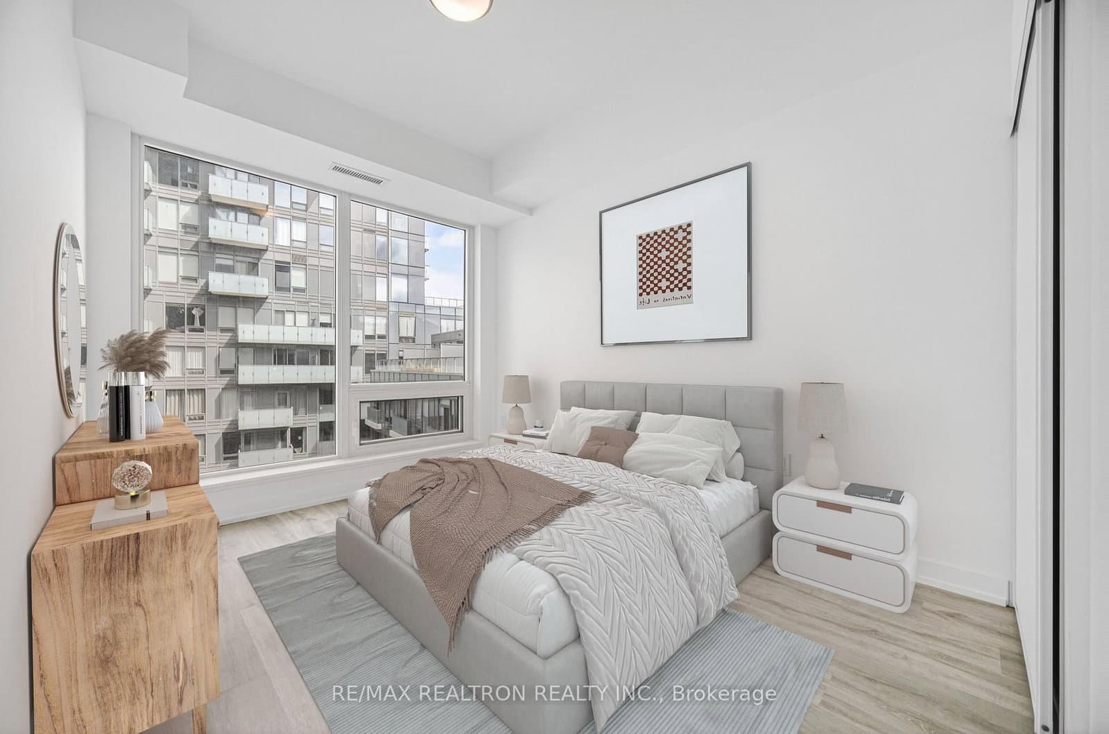8 Olympic Garden Drive, Unit 704 thumbnail 17