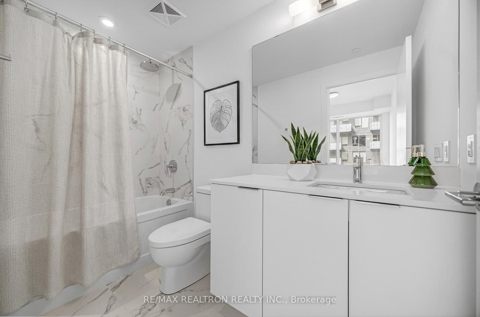 8 Olympic Garden Drive, Unit 704 thumbnail 21