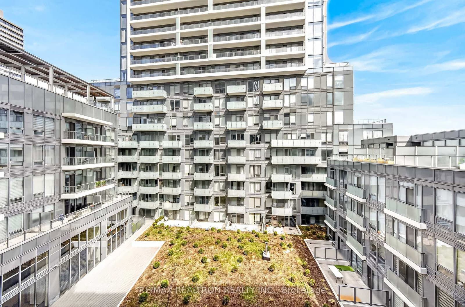 8 Olympic Garden Drive, Unit 704 thumbnail 27
