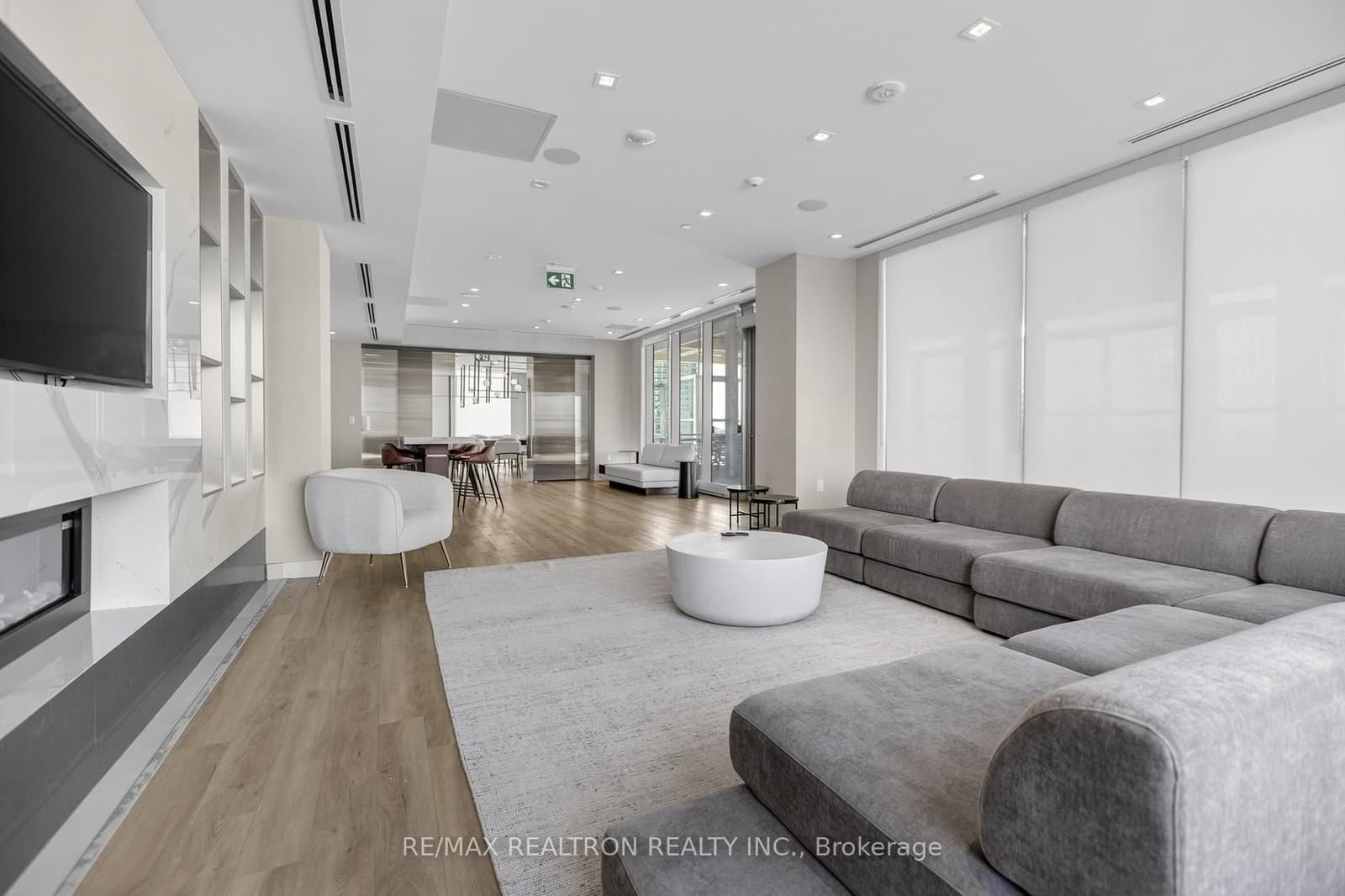 8 Olympic Garden Drive, Unit 704 thumbnail 30