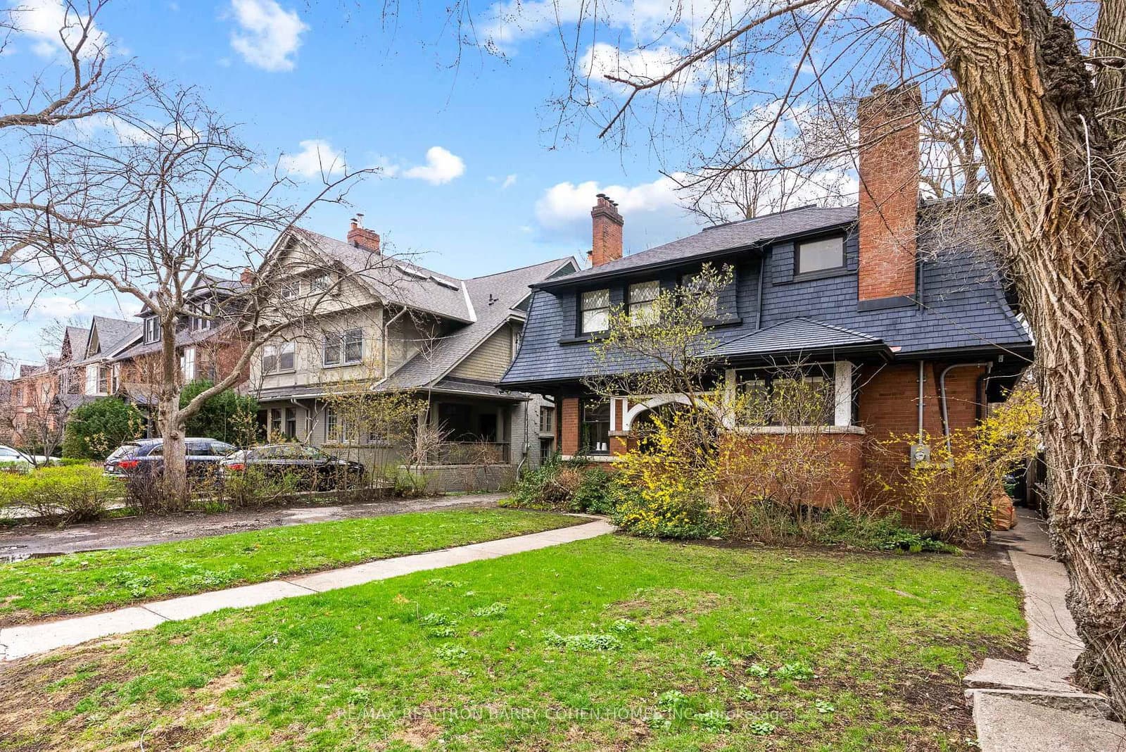 147 Farnham Avenue thumbnail 2