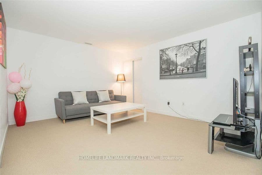 26 Capreol Court thumbnail 10