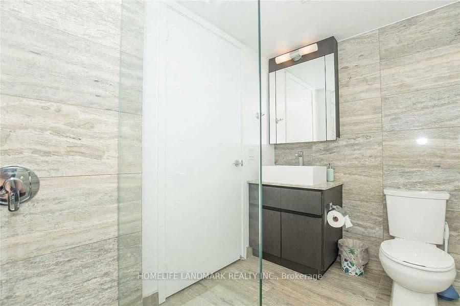 26 Capreol Court thumbnail 16