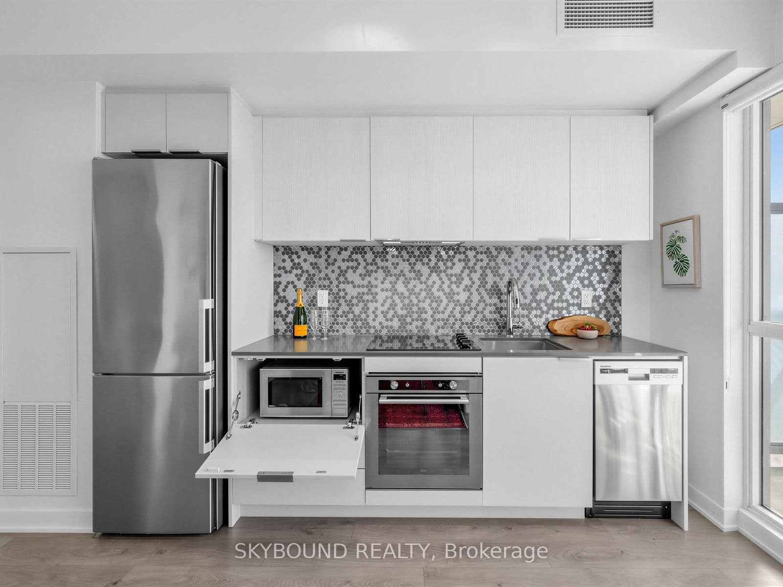 2 Sonic Way, Unit 1910 thumbnail 12