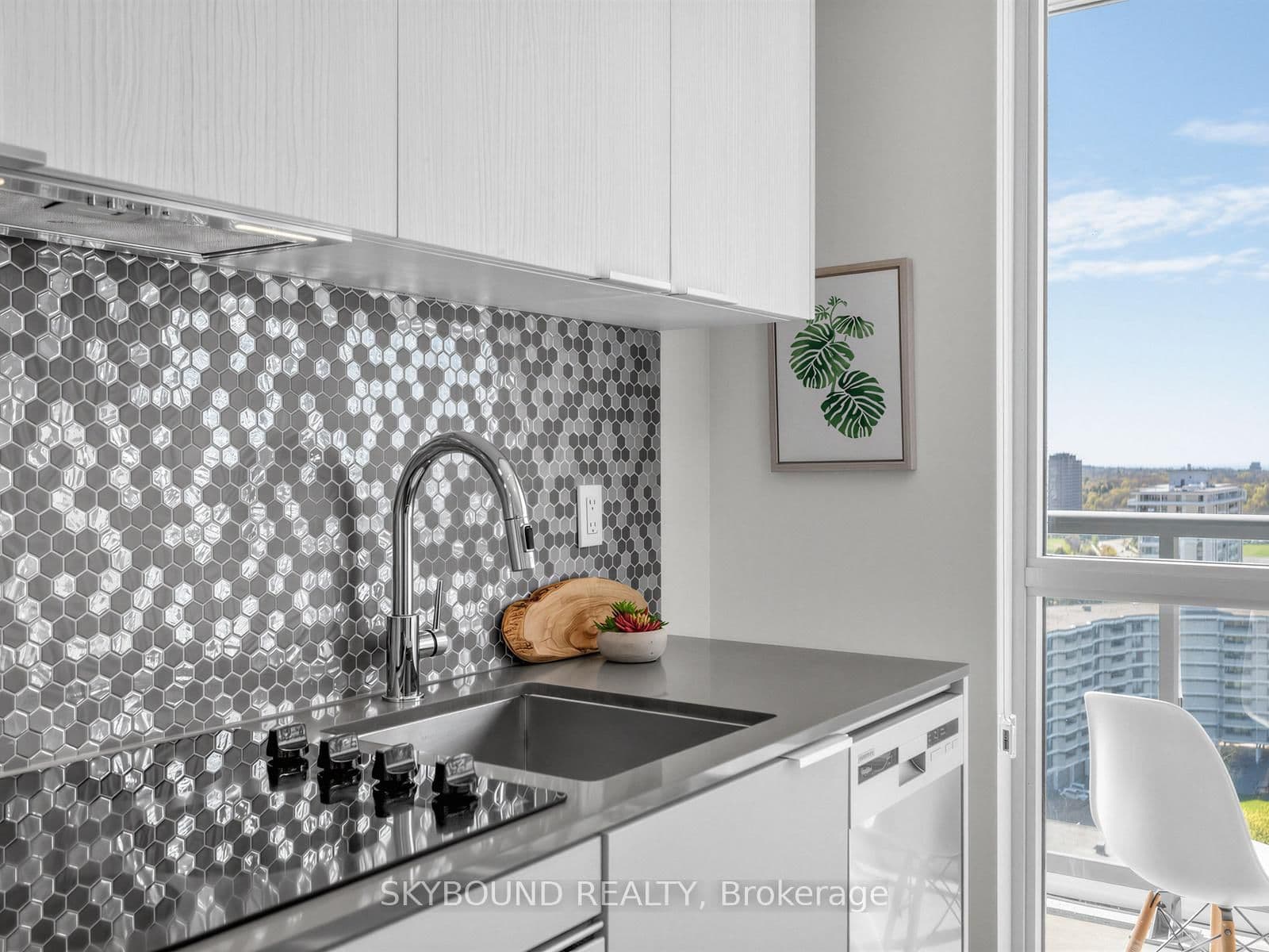 2 Sonic Way, Unit 1910 thumbnail 15