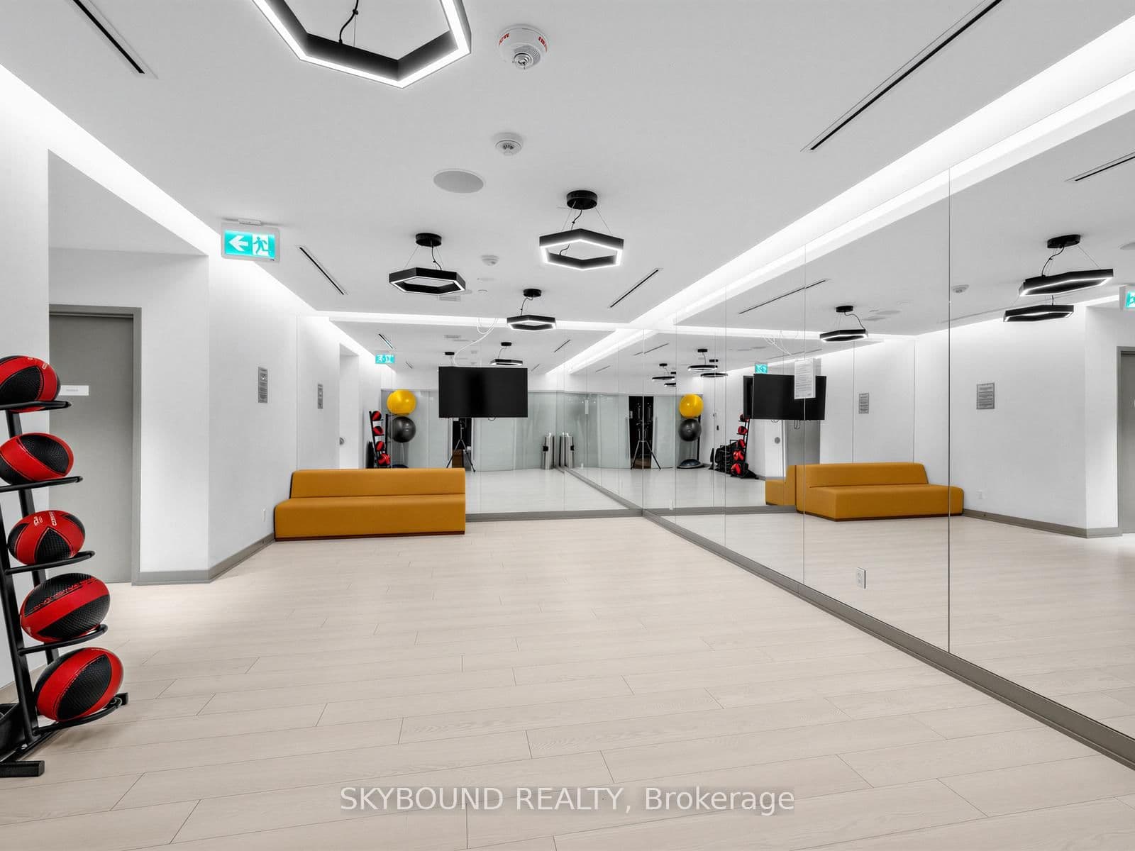 2 Sonic Way, Unit 1910 thumbnail 25
