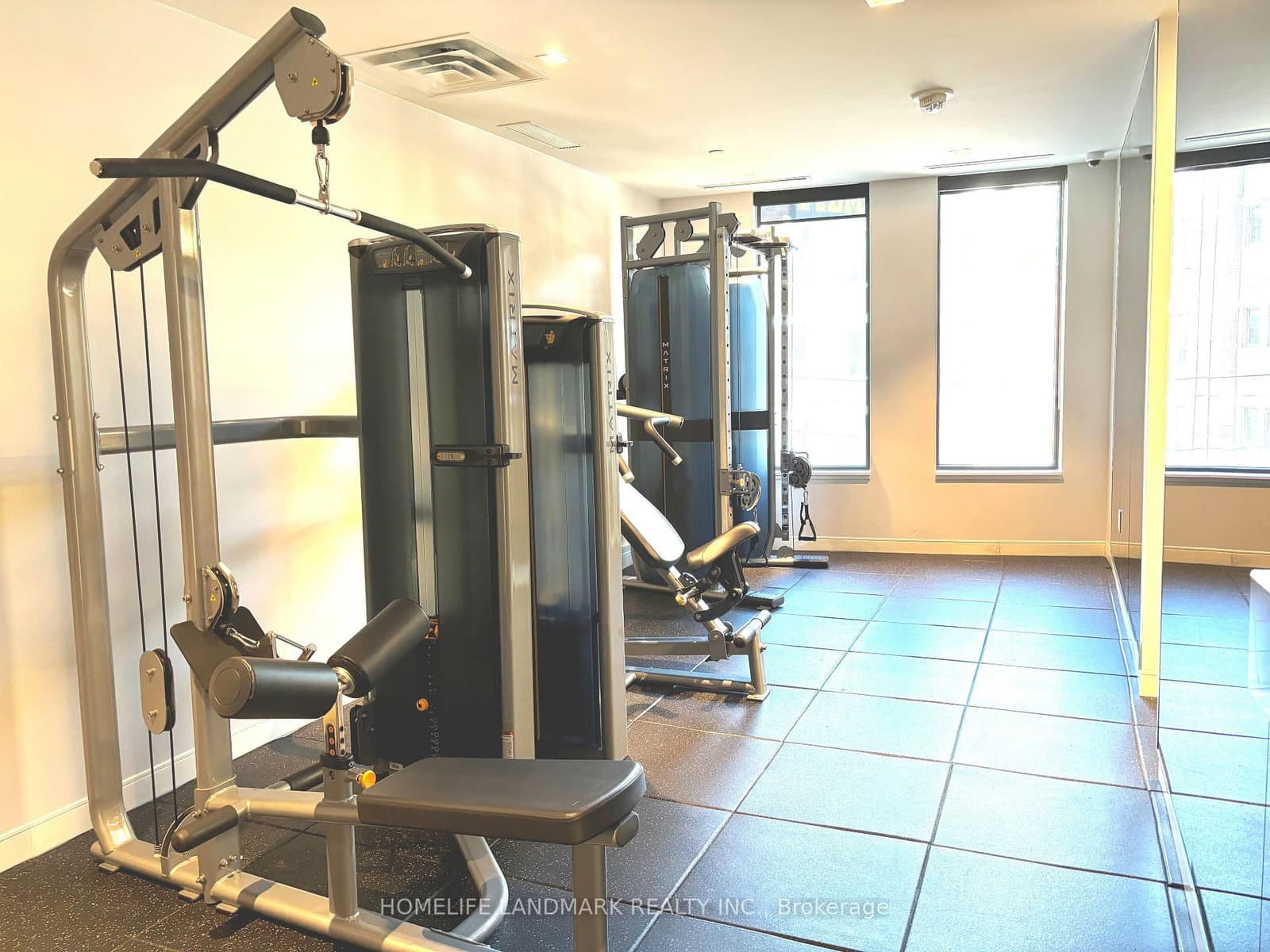219 Dundas Street E, Unit 1107 thumbnail 11