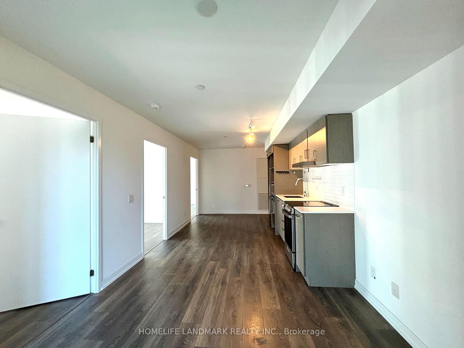 219 Dundas Street E, Unit 1107 thumbnail 6