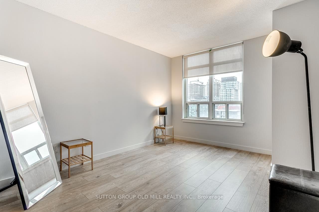 255 Richmond Street E, Unit PH2 thumbnail 15