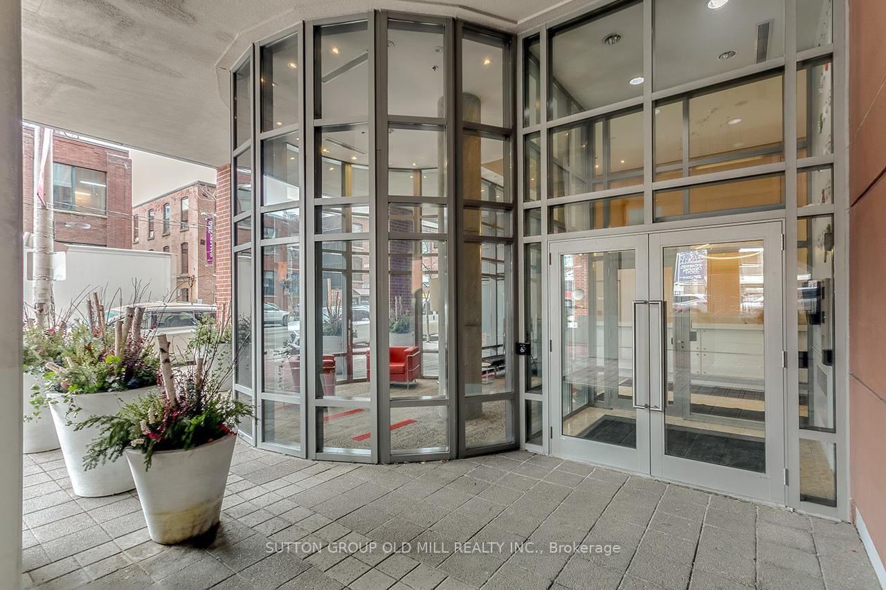 255 Richmond Street E, Unit PH2 thumbnail 25