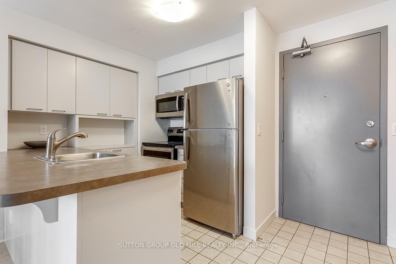 255 Richmond Street E, Unit PH2 thumbnail 6