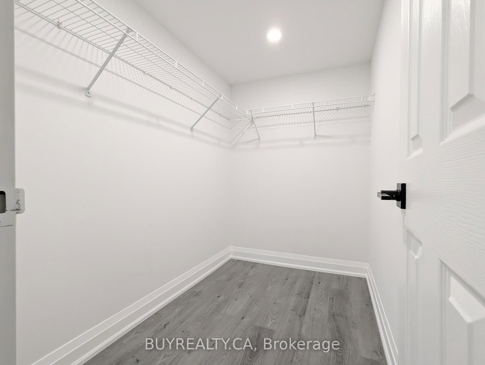 256 Doris Avenue, Unit 1603 thumbnail 23