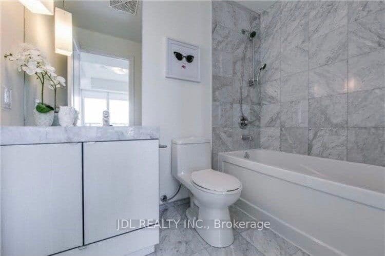 8 The Esplanade, Unit 3511 thumbnail 5