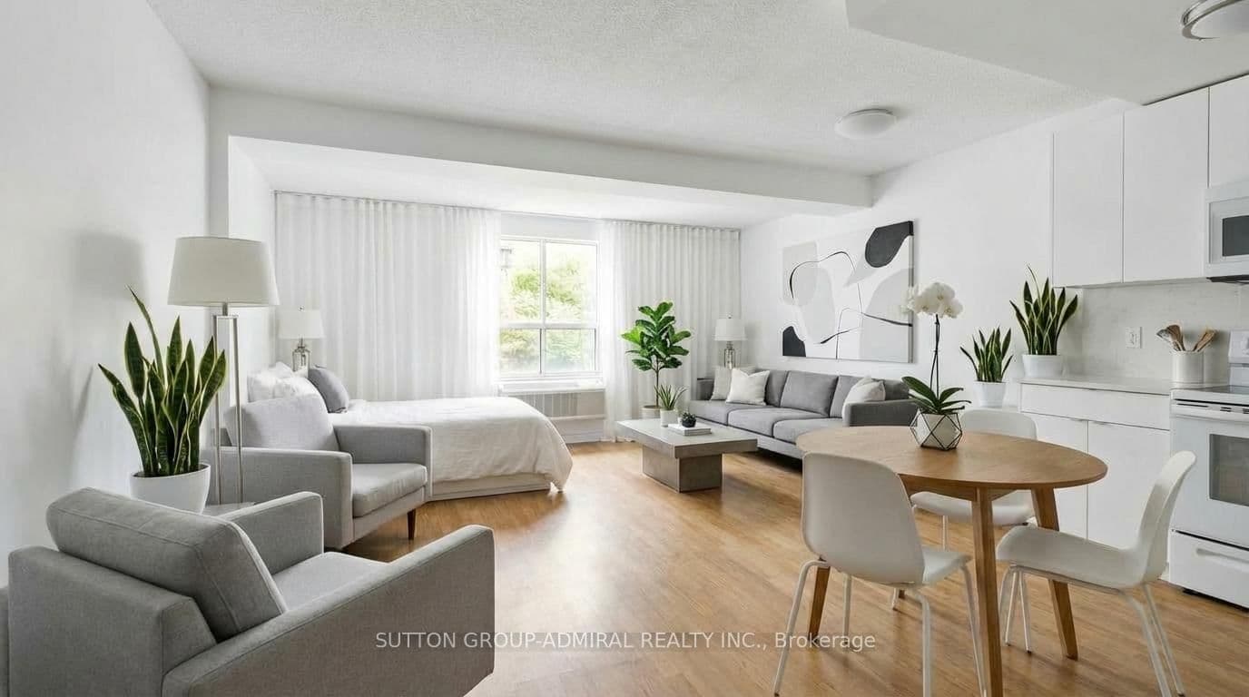 #305 - 88 Charles Street E