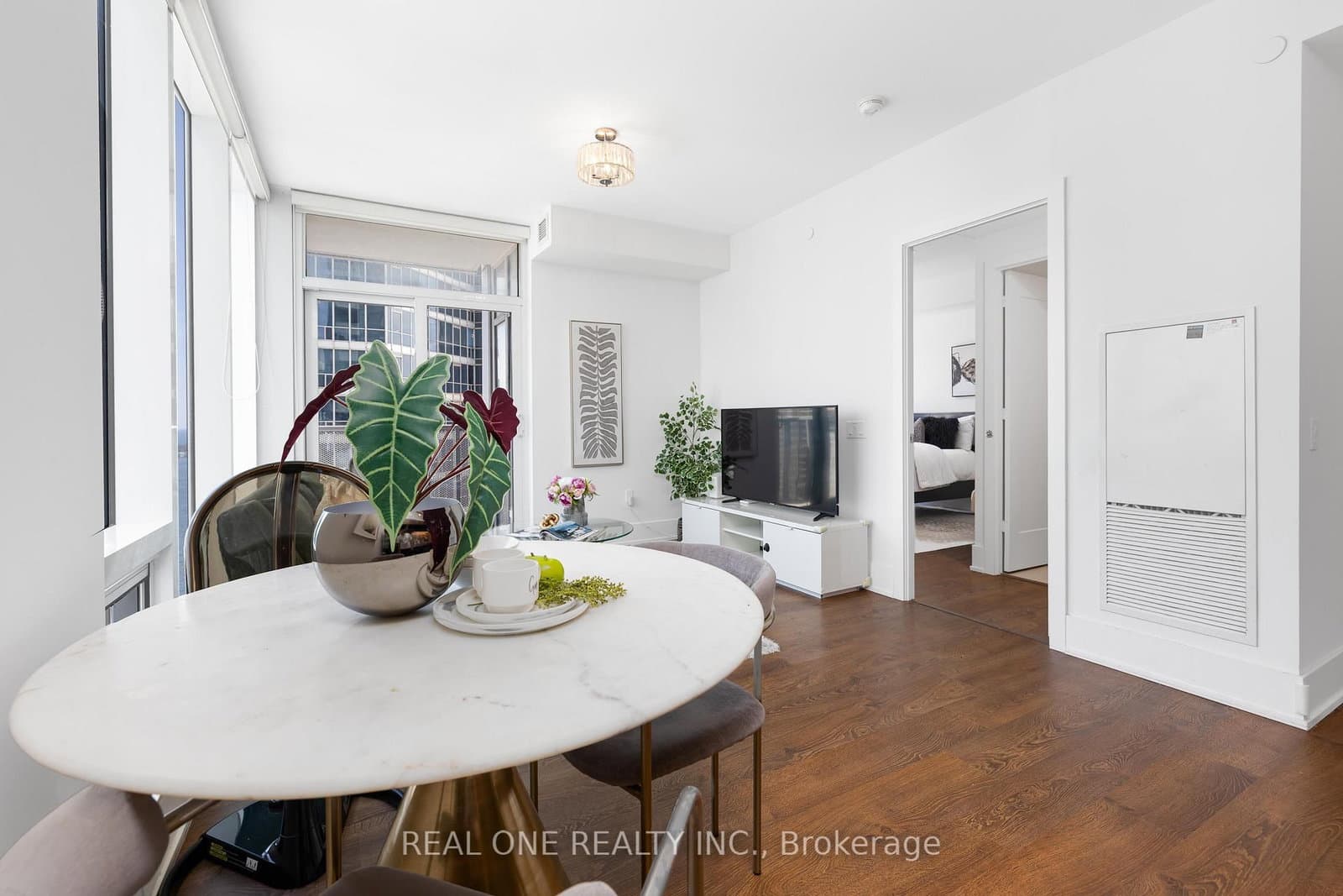 10 York Street, Unit 2905 thumbnail 18