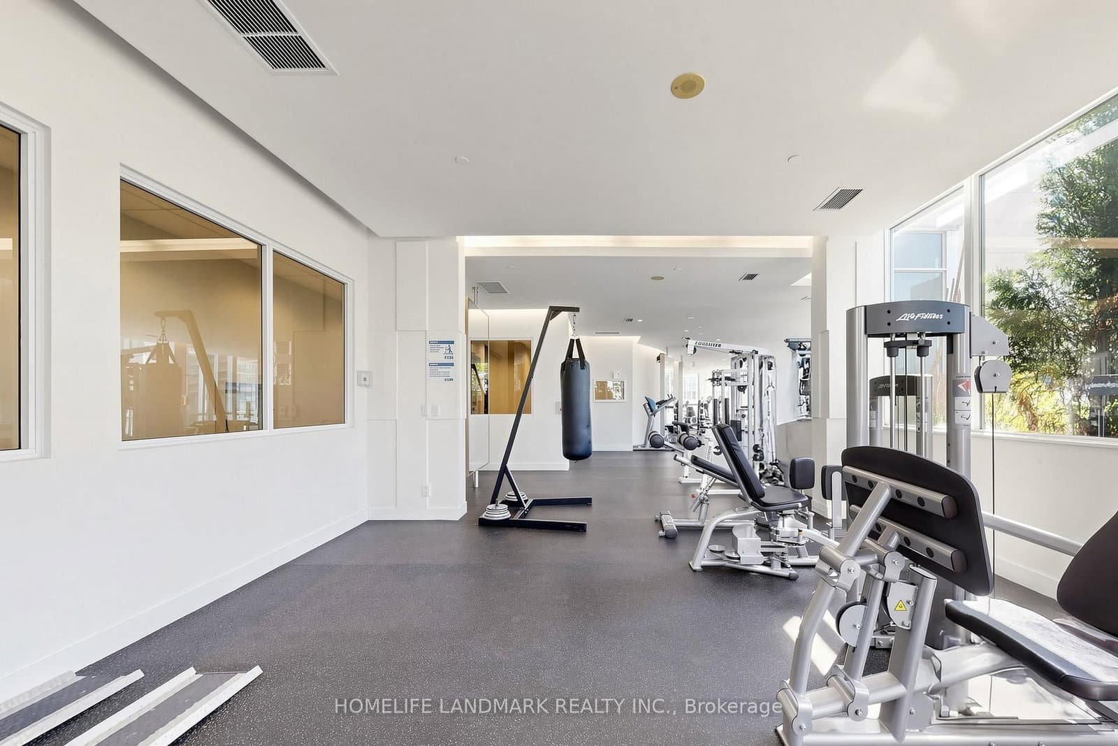 270 wellington Street W, Unit 1124 thumbnail 36