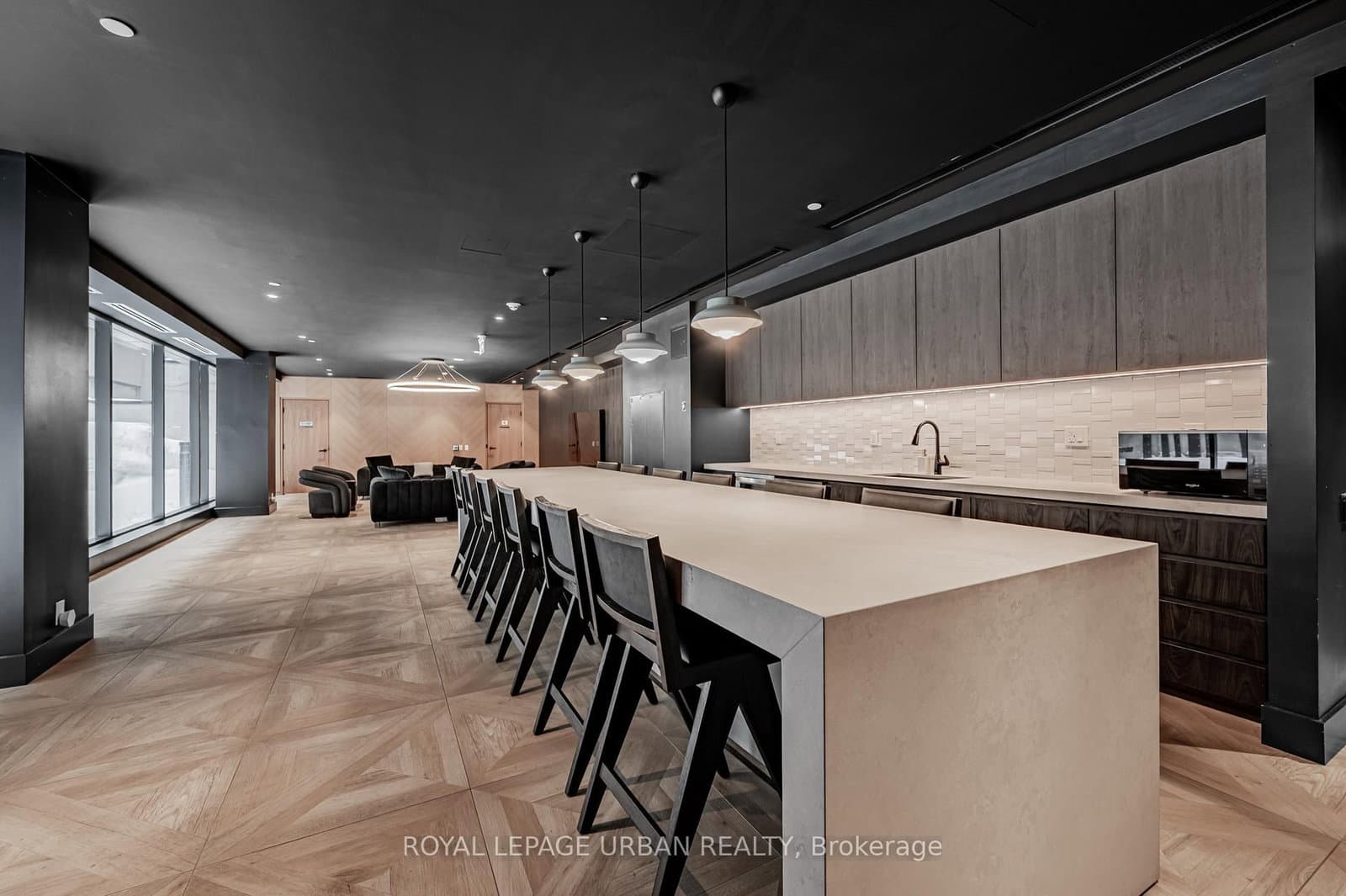 195 McCaul Street, Unit 521 thumbnail 25