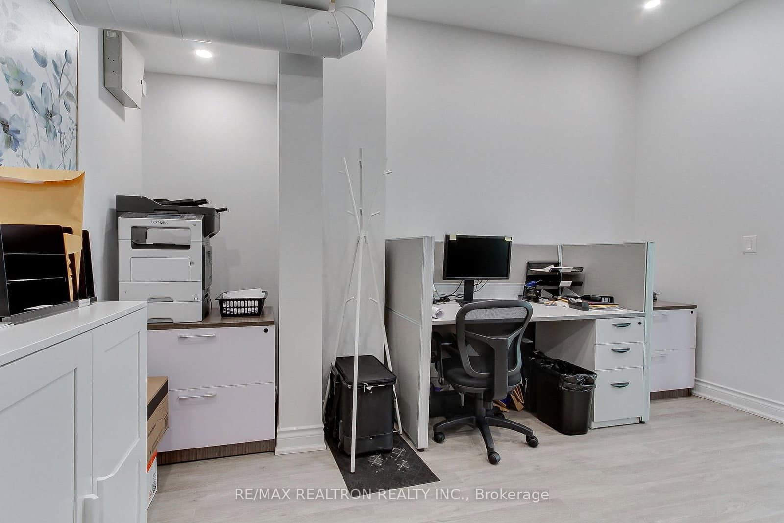 3173 Bathurst Street, Unit Main Floor thumbnail 18