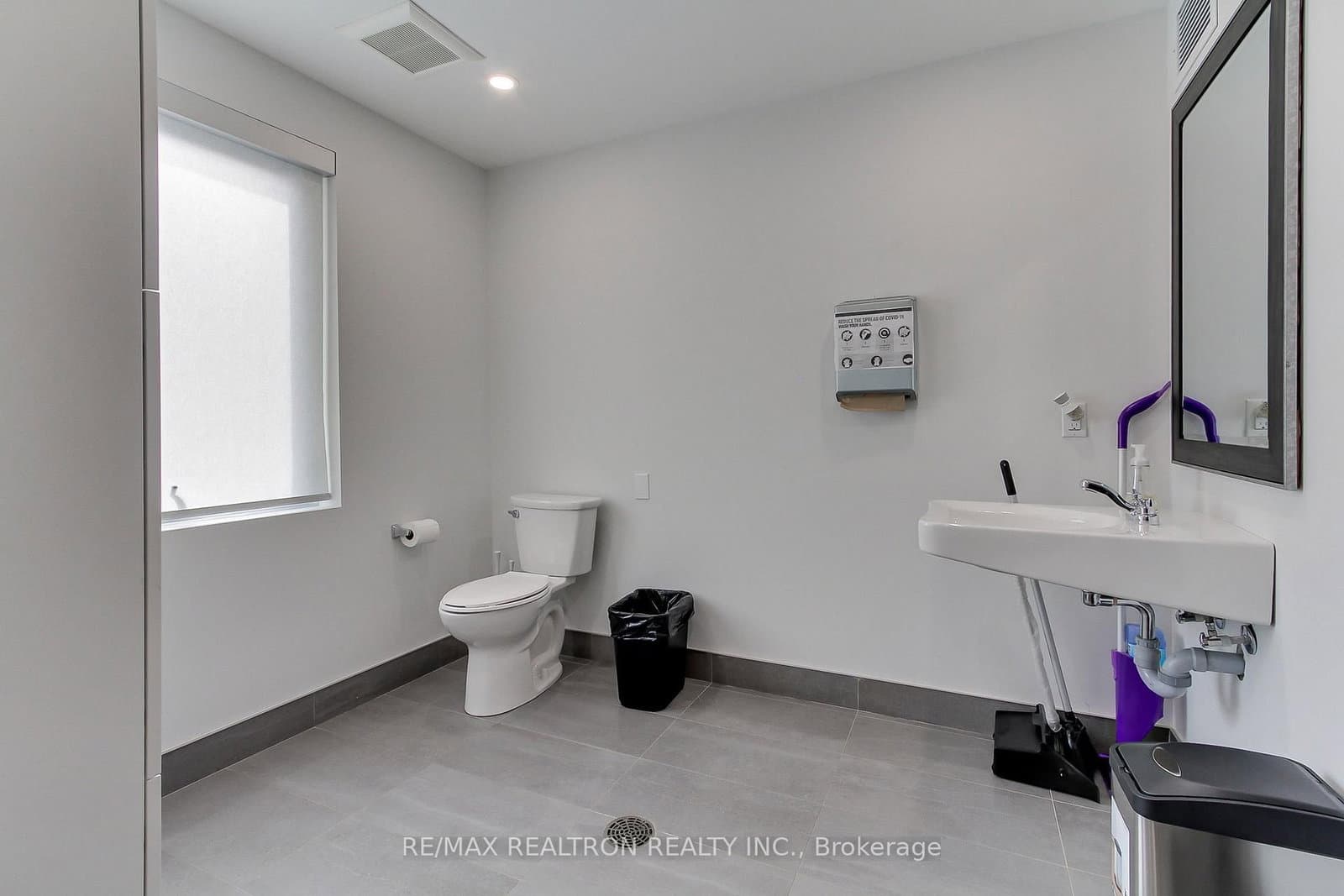 3173 Bathurst Street, Unit Main Floor thumbnail 29